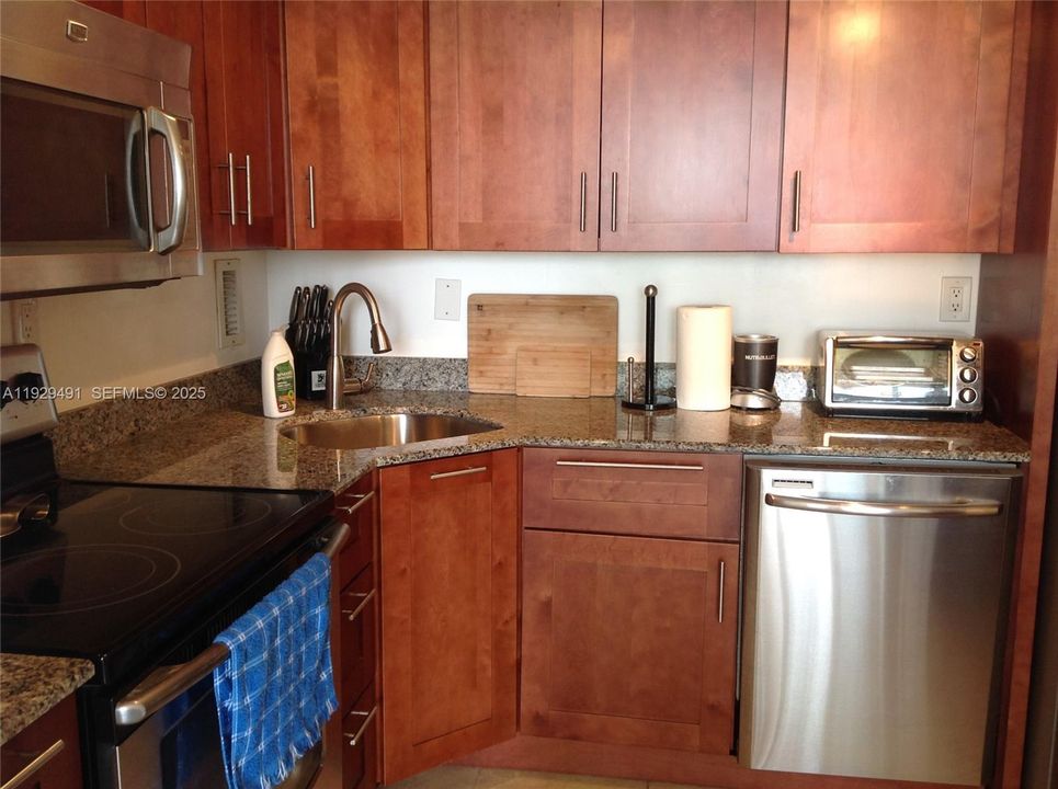 В аренду: $2,995 (2 спален, 2 ванн, 1509 Квадратных фут)