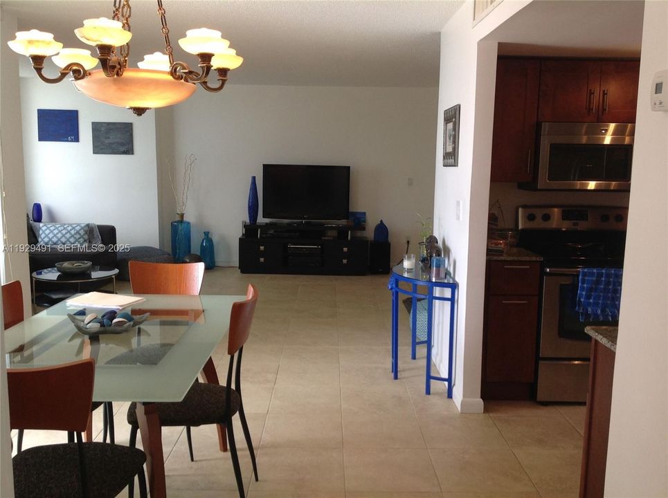 В аренду: $2,995 (2 спален, 2 ванн, 1509 Квадратных фут)