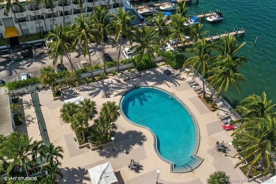 В аренду: $2,995 (2 спален, 2 ванн, 1509 Квадратных фут)