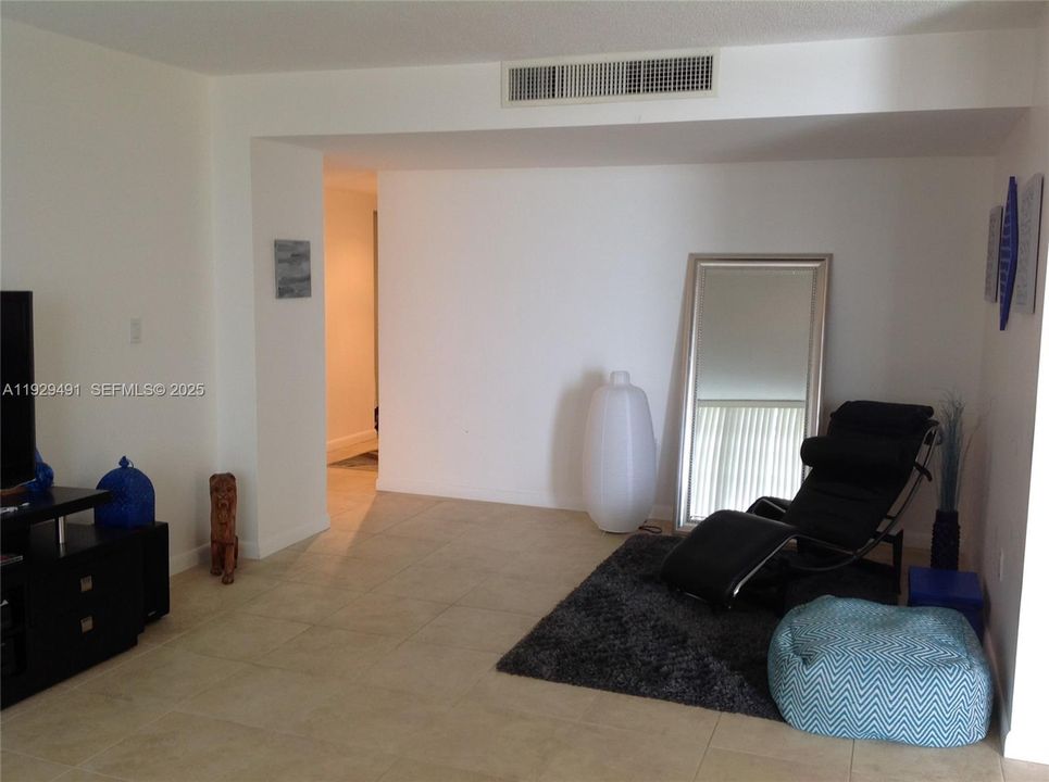 В аренду: $2,995 (2 спален, 2 ванн, 1509 Квадратных фут)