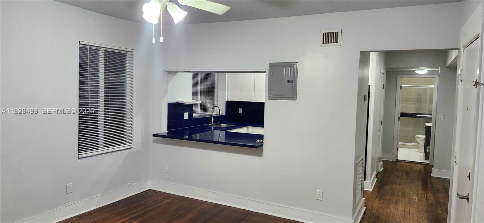 For Rent: $2,000 (1 beds, 1 baths, 785 Square Feet)