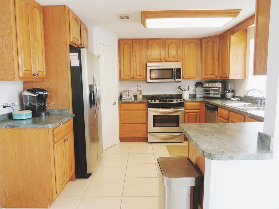 Недавно арендовано: $4,500 (3 спален, 2 ванн, 1392 Квадратных фут)