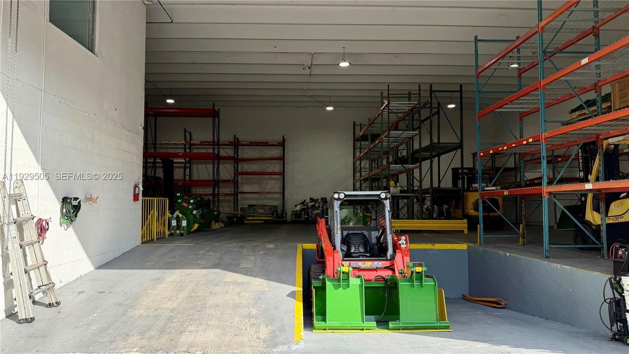 В аренду: $9,160 (0 спален, 0 ванн, 0 Квадратных фут)