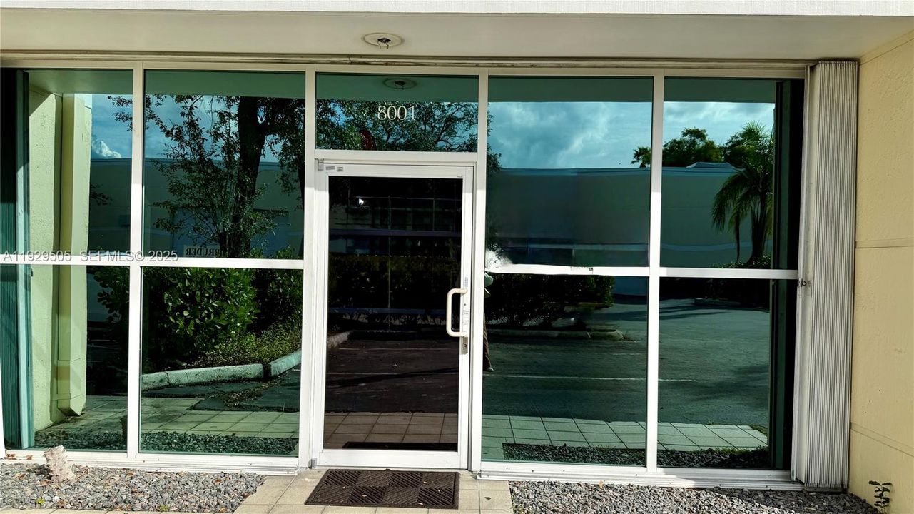 В аренду: $9,160 (0 спален, 0 ванн, 0 Квадратных фут)