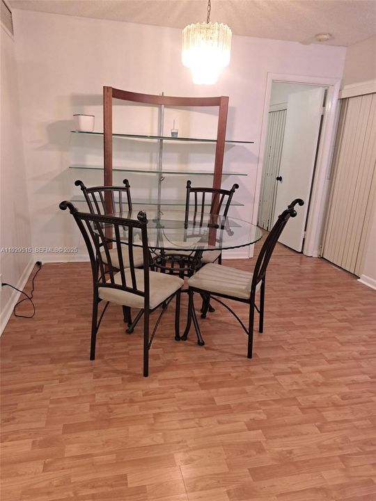 En Renta: $2,200 (2 camas, 2 baños, 880 Pies cuadrados)