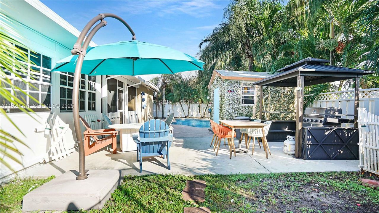 待售: $625,000 (4 贝兹, 3 浴室, 1482 平方英尺)