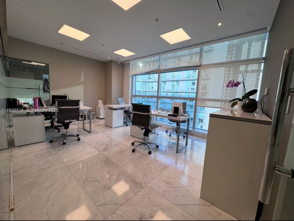 В аренду: $55 (0 спален, 0 ванн, 0 Квадратных фут)