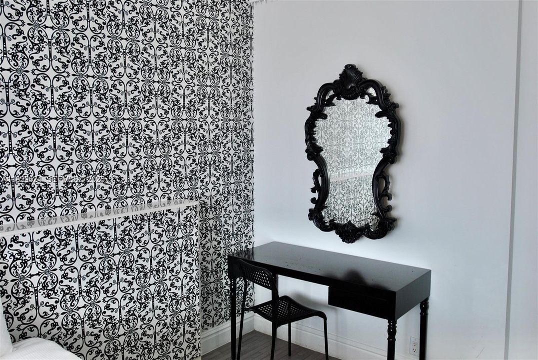 En Venta: $439,000 (1 camas, 1 baños, 700 Pies cuadrados)