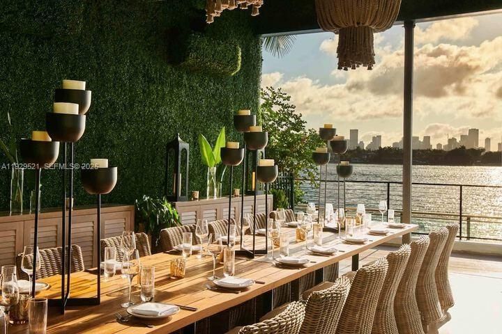 En Venta: $439,000 (1 camas, 1 baños, 700 Pies cuadrados)