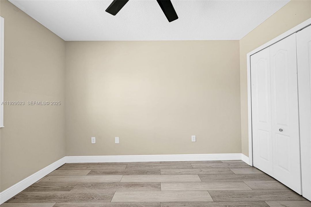 En Renta: $4,350 (4 camas, 3 baños, 2232 Pies cuadrados)