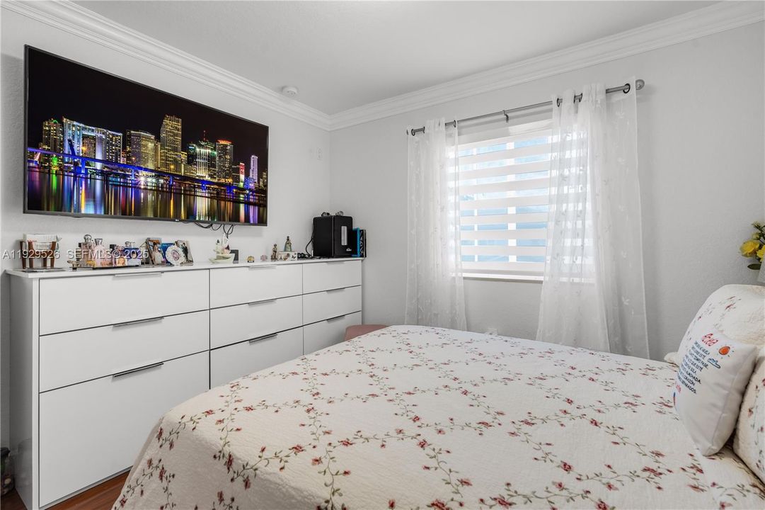 For Sale: $485,000 (3 beds, 2 baths, 1850 Square Feet)