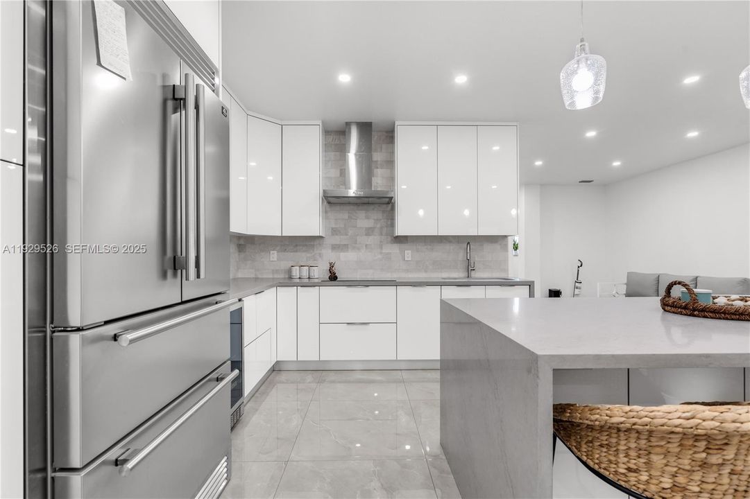 For Sale: $485,000 (3 beds, 2 baths, 1850 Square Feet)