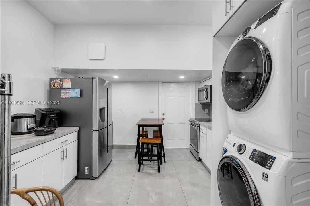 For Sale: $485,000 (3 beds, 2 baths, 1850 Square Feet)