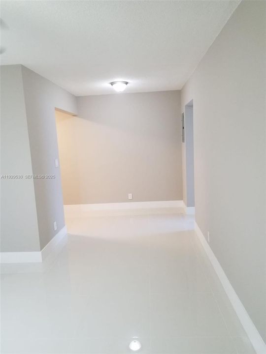 В аренду: $1,750 (1 спален, 1 ванн, 0 Квадратных фут)