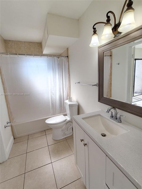 For Rent: $1,600 (1 beds, 1 baths, 768 Square Feet)