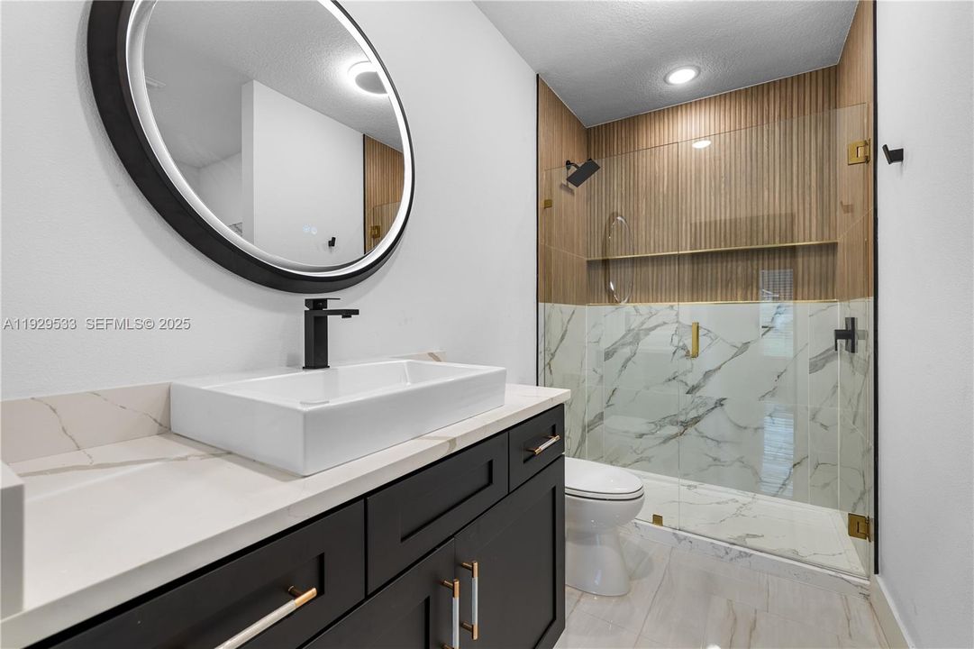 待售: $298,000 (3 贝兹, 2 浴室, 1250 平方英尺)