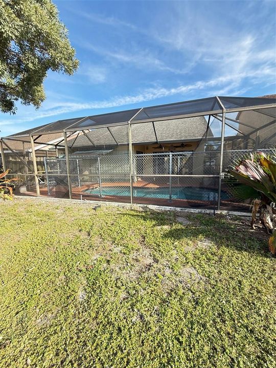 For Sale: $515,000 (2 beds, 2 baths, 1428 Square Feet)