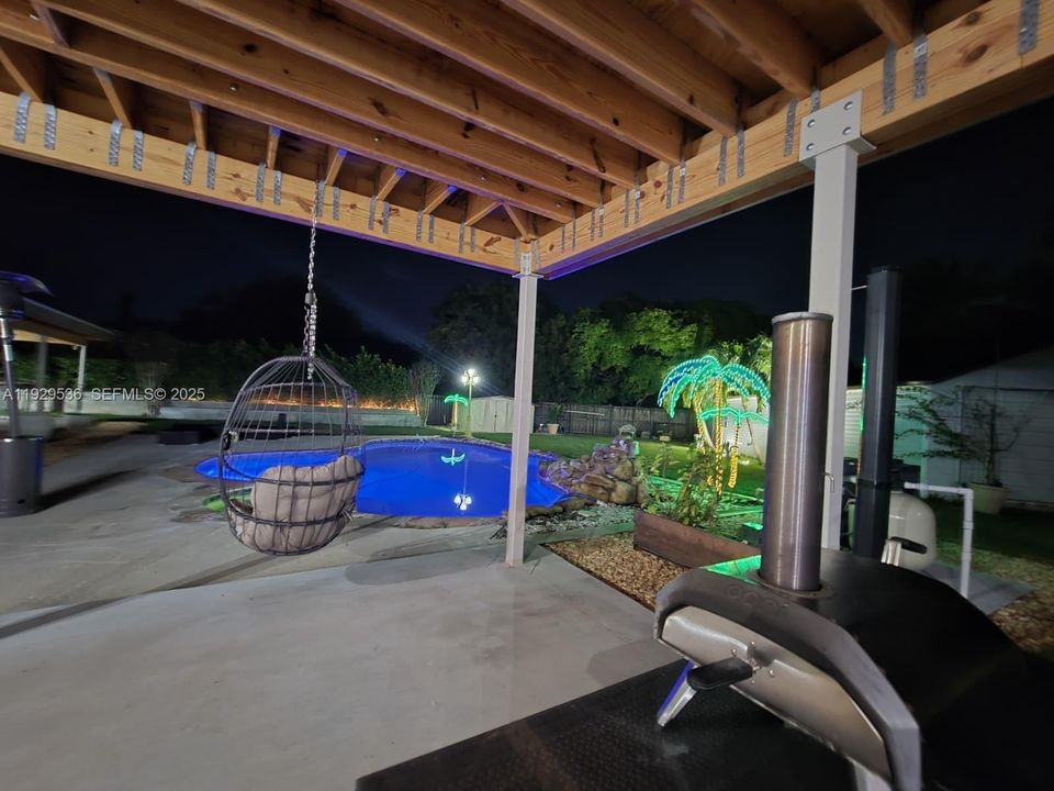 待售: $1,300,000 (6 贝兹, 4 浴室, 0 平方英尺)