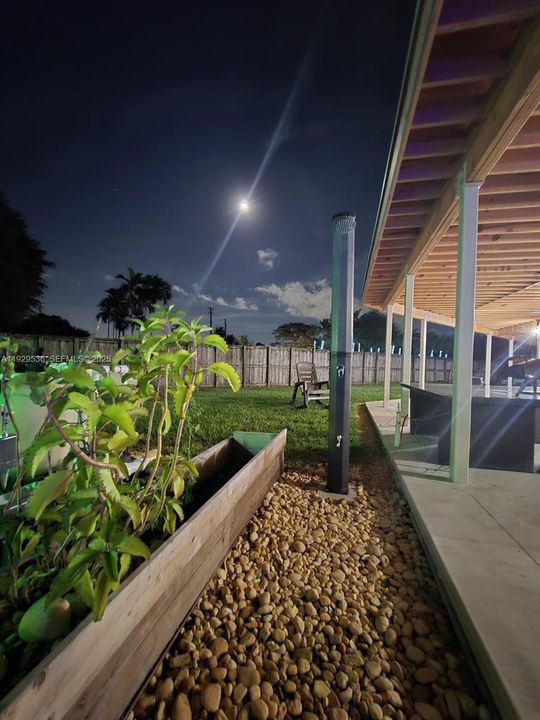 待售: $1,300,000 (6 贝兹, 4 浴室, 0 平方英尺)