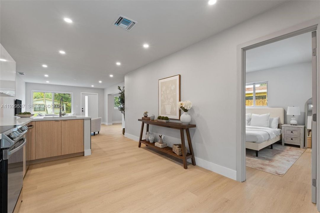 待售: $639,000 (3 贝兹, 2 浴室, 1190 平方英尺)