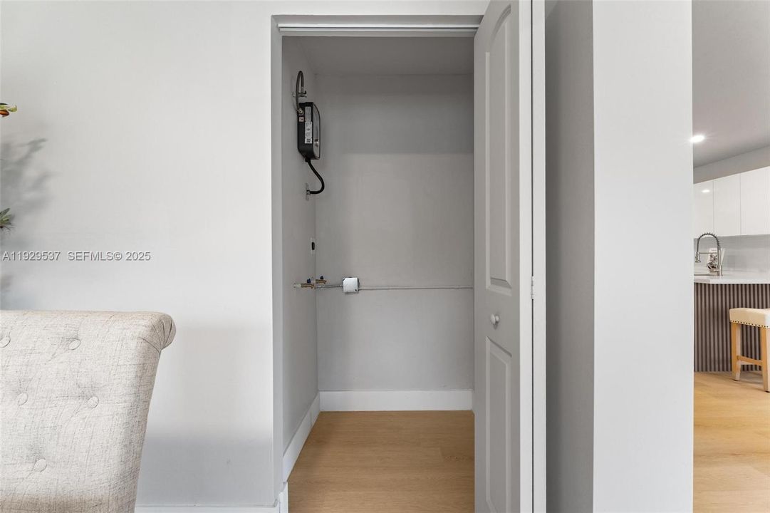 待售: $639,000 (3 贝兹, 2 浴室, 1190 平方英尺)