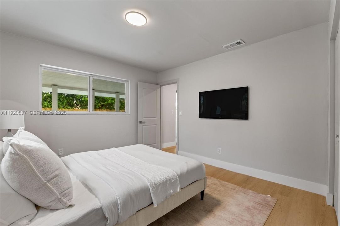 待售: $639,000 (3 贝兹, 2 浴室, 1190 平方英尺)