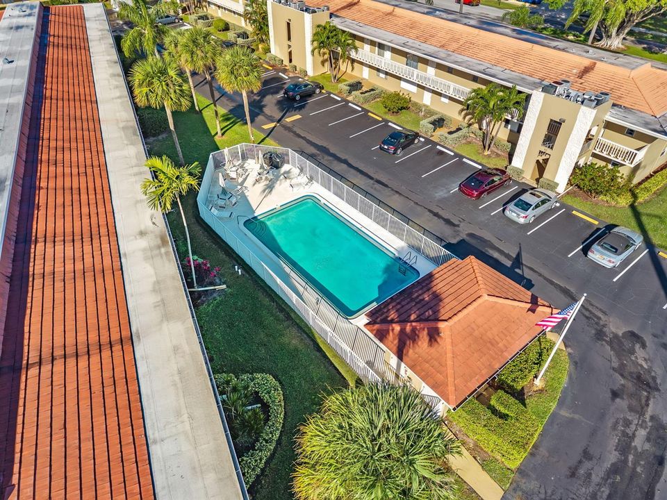 Pool 1 of 2