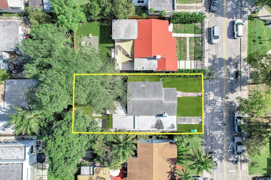 For Rent: $1,700 (0 beds, 1 baths, 1715 Square Feet)