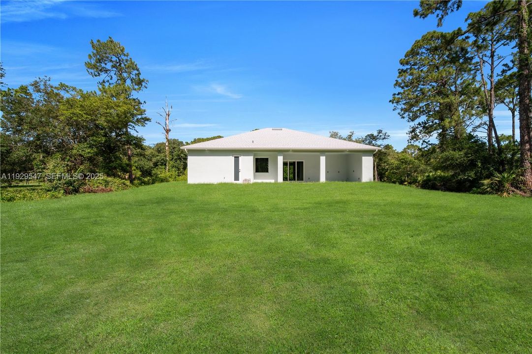 待售: $450,000 (4 贝兹, 3 浴室, 1735 平方英尺)