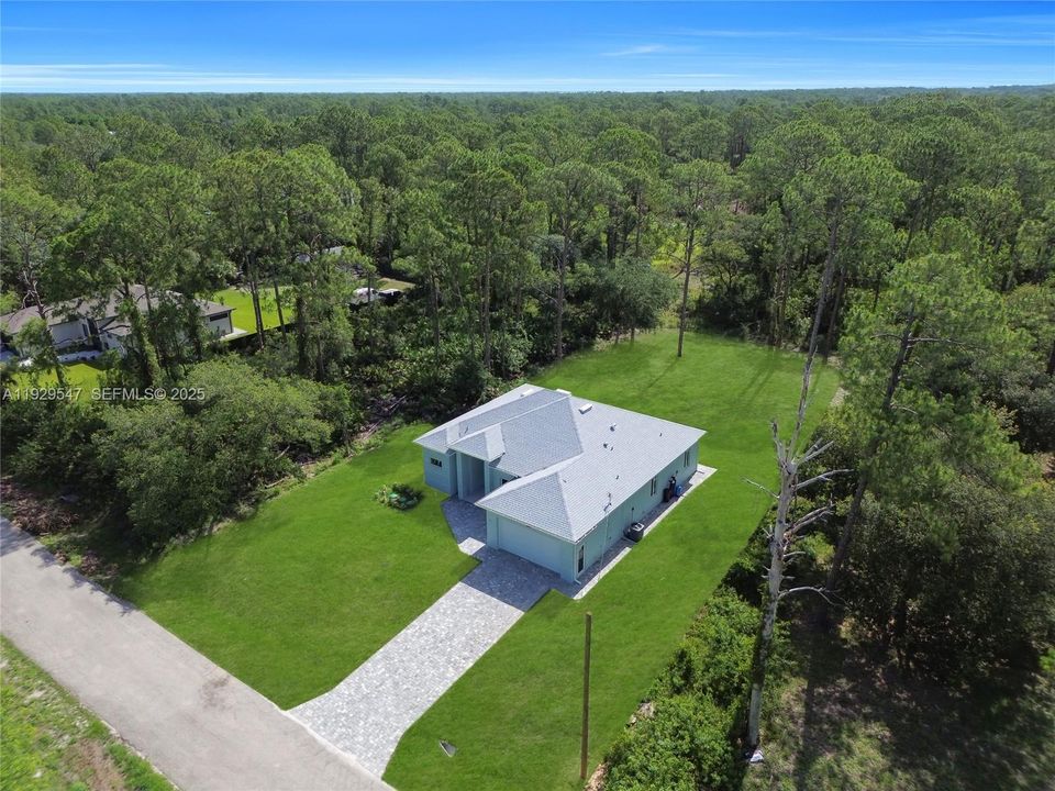 待售: $450,000 (4 贝兹, 3 浴室, 1735 平方英尺)