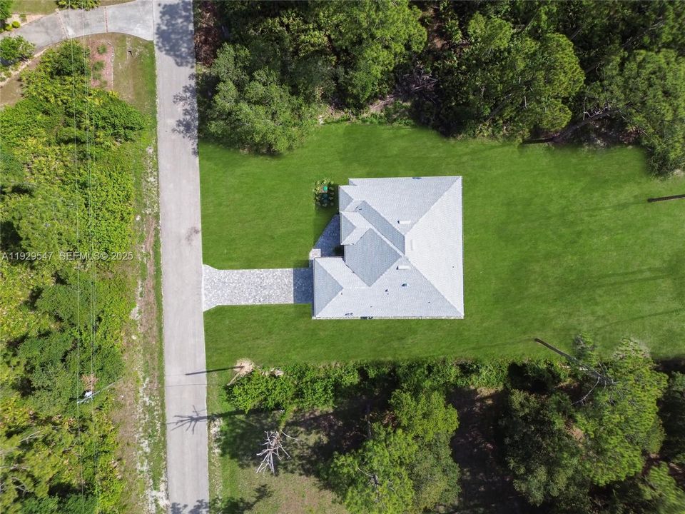 待售: $450,000 (4 贝兹, 3 浴室, 1735 平方英尺)