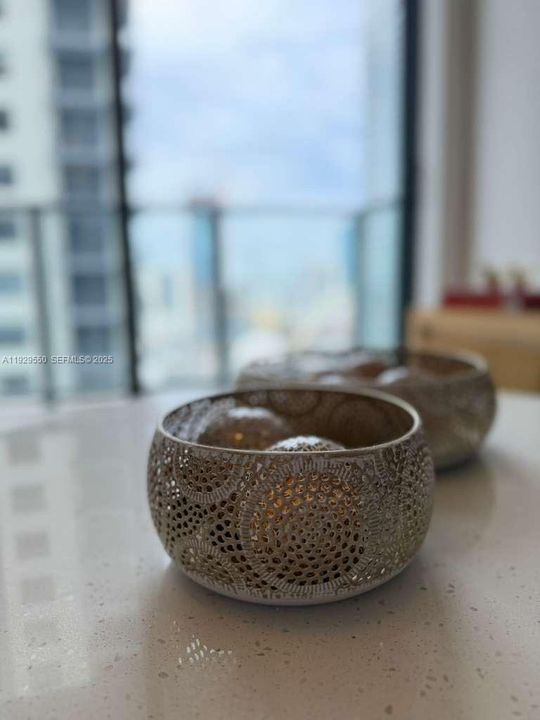 出租: $3,200 (1 贝兹, 1 浴室, 600 平方英尺)