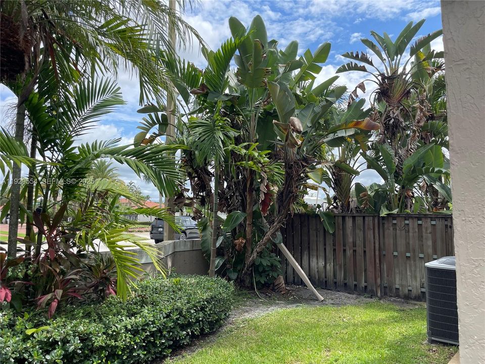 For Rent: $3,380 (2 beds, 2 baths, 1452 Square Feet)