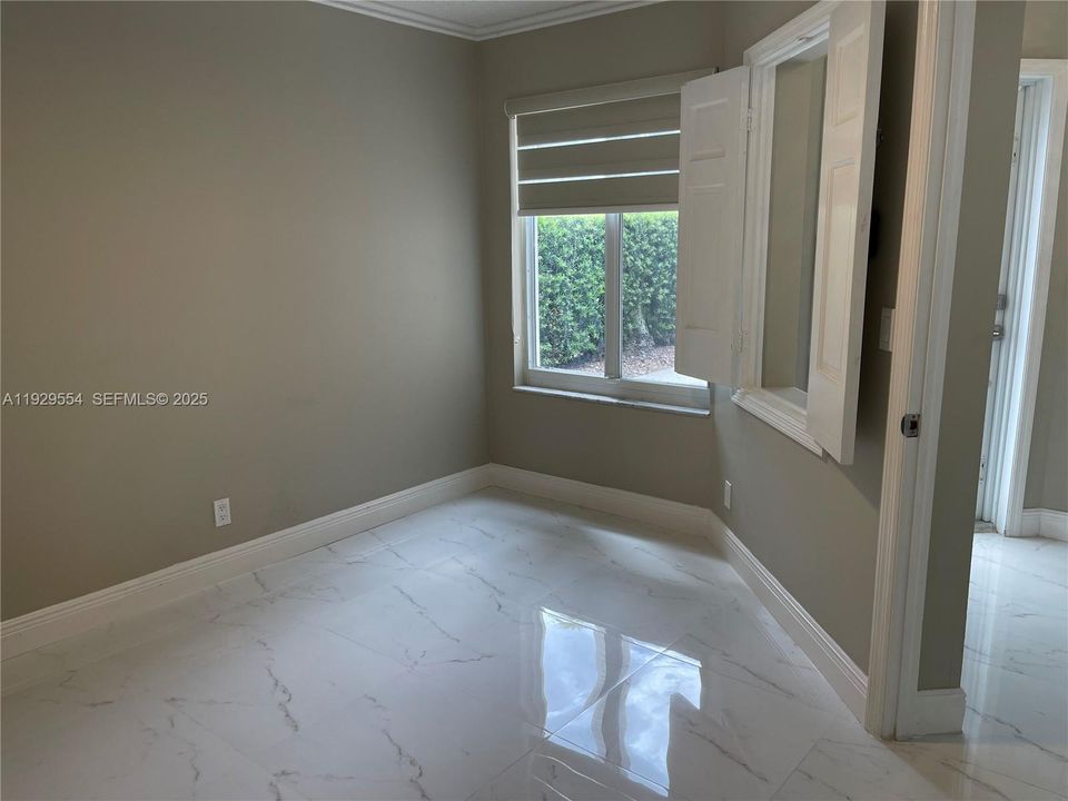 For Rent: $3,380 (2 beds, 2 baths, 1452 Square Feet)