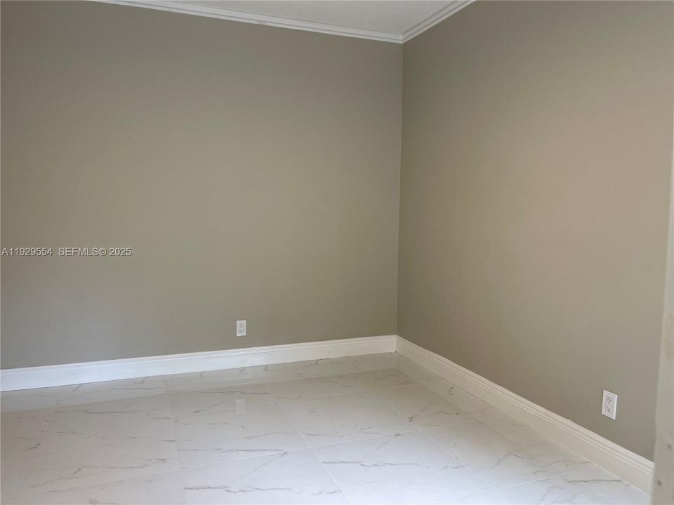 For Rent: $3,380 (2 beds, 2 baths, 1452 Square Feet)