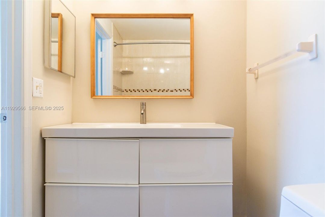 В аренду: $2,800 (2 спален, 2 ванн, 1110 Квадратных фут)