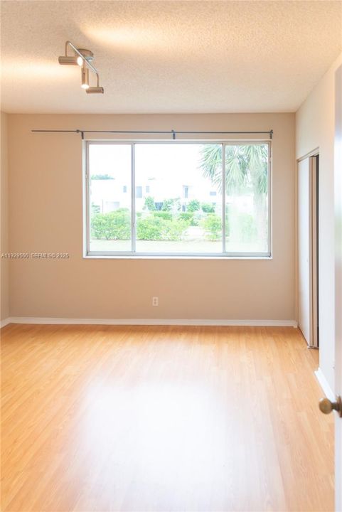 В аренду: $2,800 (2 спален, 2 ванн, 1110 Квадратных фут)