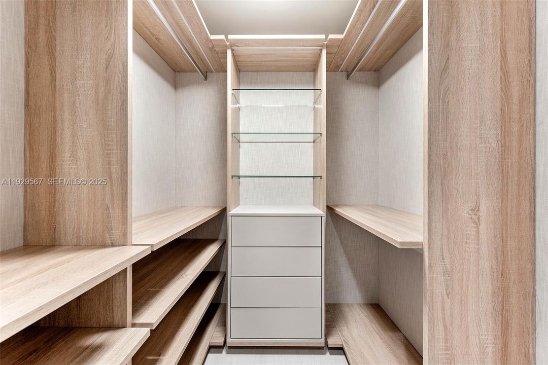 En Venta: $1,150,000 (1 camas, 2 baños, 1022 Pies cuadrados)