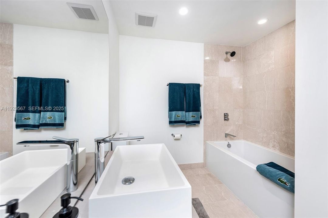 En Venta: $1,150,000 (1 camas, 2 baños, 1022 Pies cuadrados)