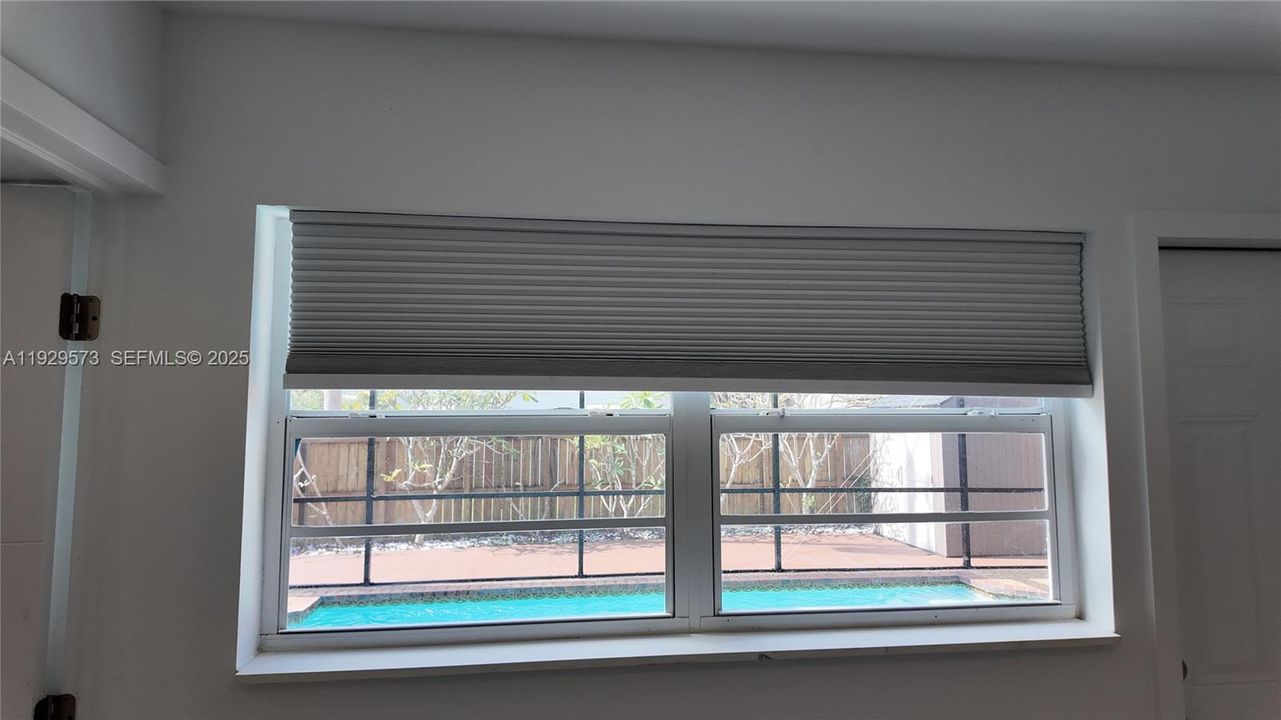 For Sale: $690,000 (3 beds, 2 baths, 1302 Square Feet)