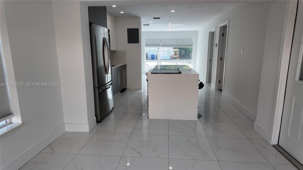 For Sale: $690,000 (3 beds, 2 baths, 1302 Square Feet)