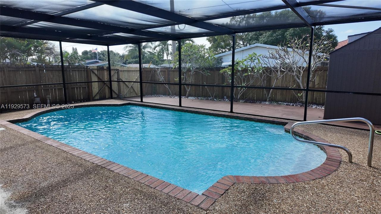 For Sale: $690,000 (3 beds, 2 baths, 1302 Square Feet)