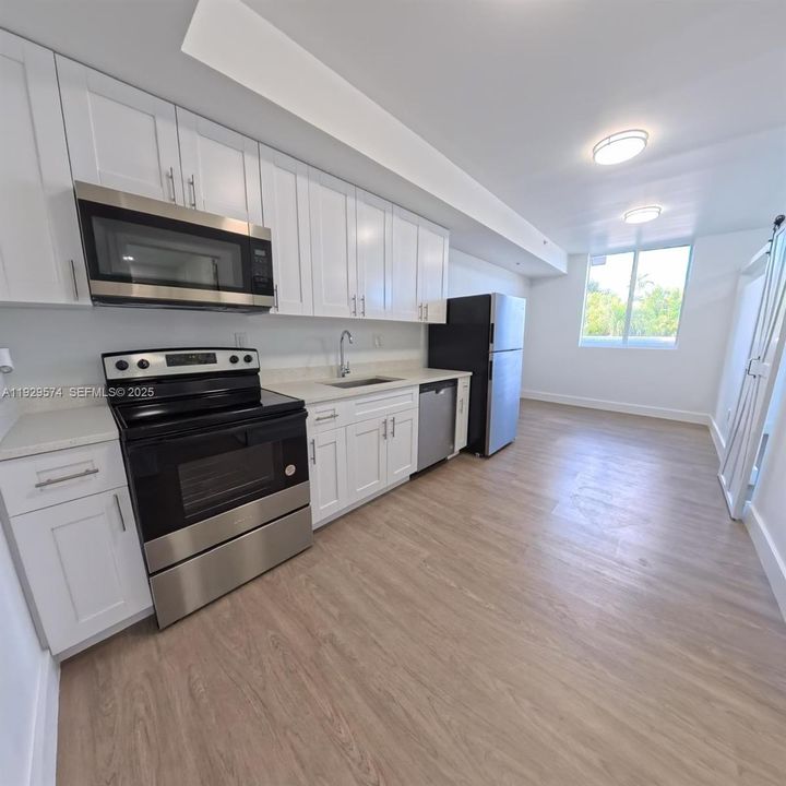 В аренду: $1,800 (1 спален, 1 ванн, 410 Квадратных фут)