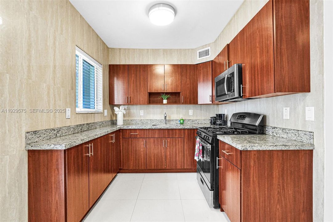 En Renta: $2,895 (2 camas, 2 baños, 0 Pies cuadrados)