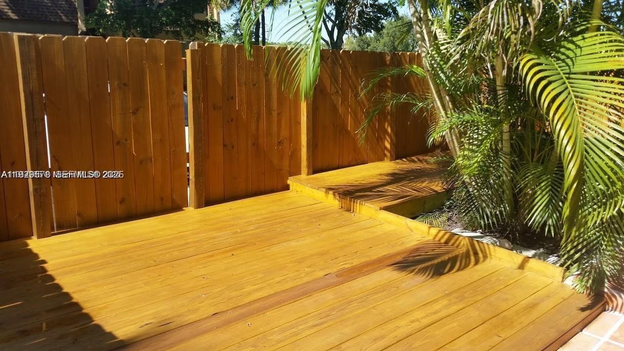 В аренду: $2,299 (2 спален, 2 ванн, 970 Квадратных фут)