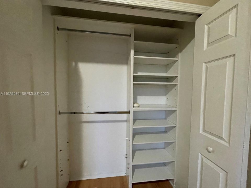 For Rent: $2,990 (3 beds, 2 baths, 1450 Square Feet)