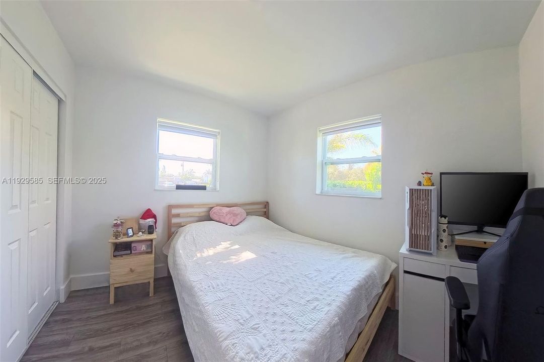 En Venta: $659,000 (4 camas, 3 baños, 1745 Pies cuadrados)