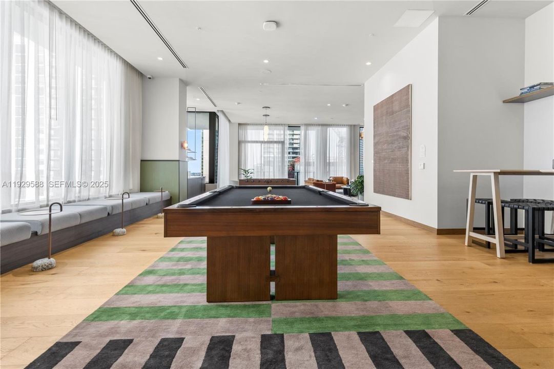 待售: $609,000 (1 贝兹, 1 浴室, 600 平方英尺)