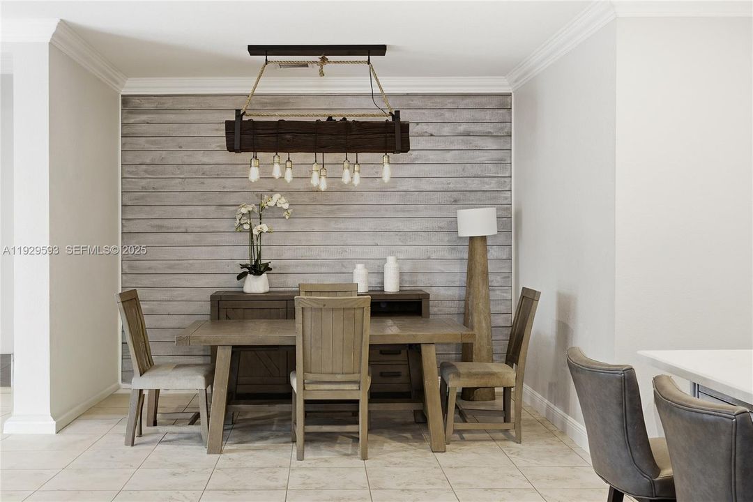 На продажу: $700,000 (4 спален, 2 ванн, 1799 Квадратных фут)