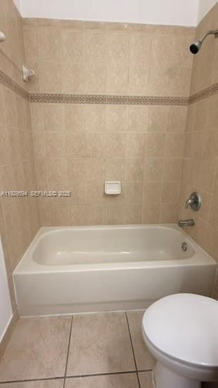 En Renta: $3,250 (4 camas, 3 baños, 1687 Pies cuadrados)